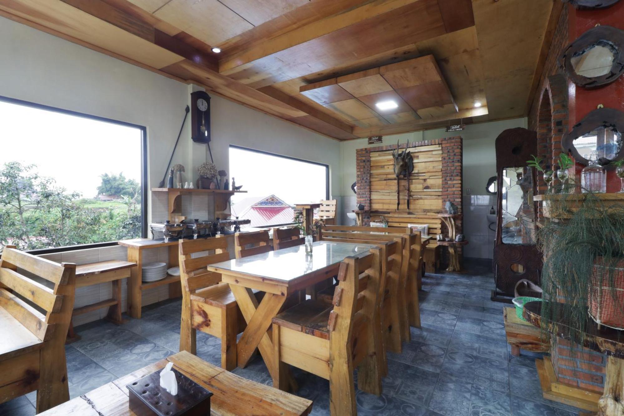 Alloyna Country Cottage Brastagi Berastagi Bagian luar foto